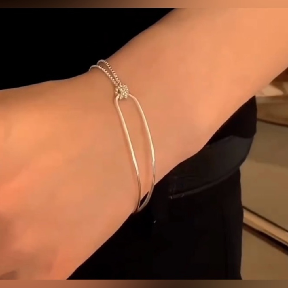 .925 Sterling Silver Chain and Knot Boho
Bracelet in Gift Box -  NIB - Picture 4 of 8